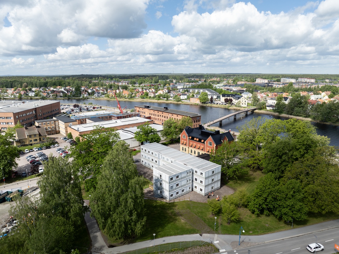 Moduler, som brakker men bedre