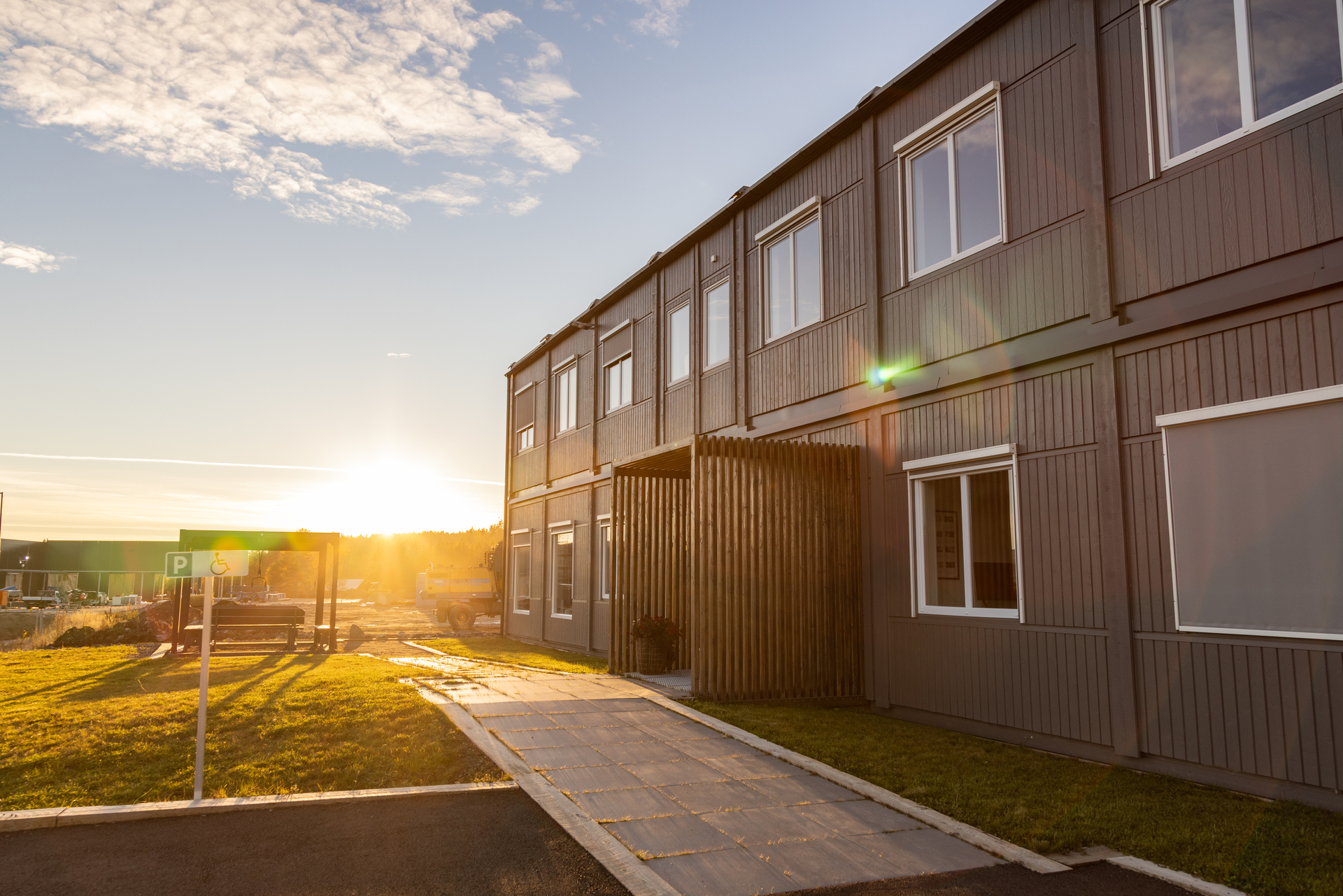 Solnedgang over Expandias kontor i Norge